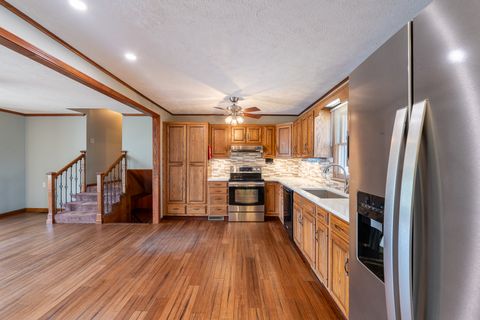 Tiny photo for 603 Willow Street, Carterville, IL 62918 (MLS # 12611166)