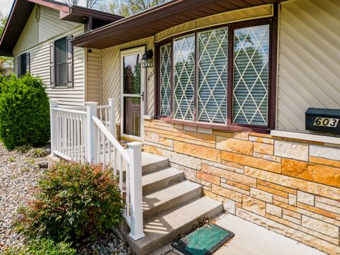 Tiny photo for 603 Willow Street, Carterville, IL 62918 (MLS # 12611166)