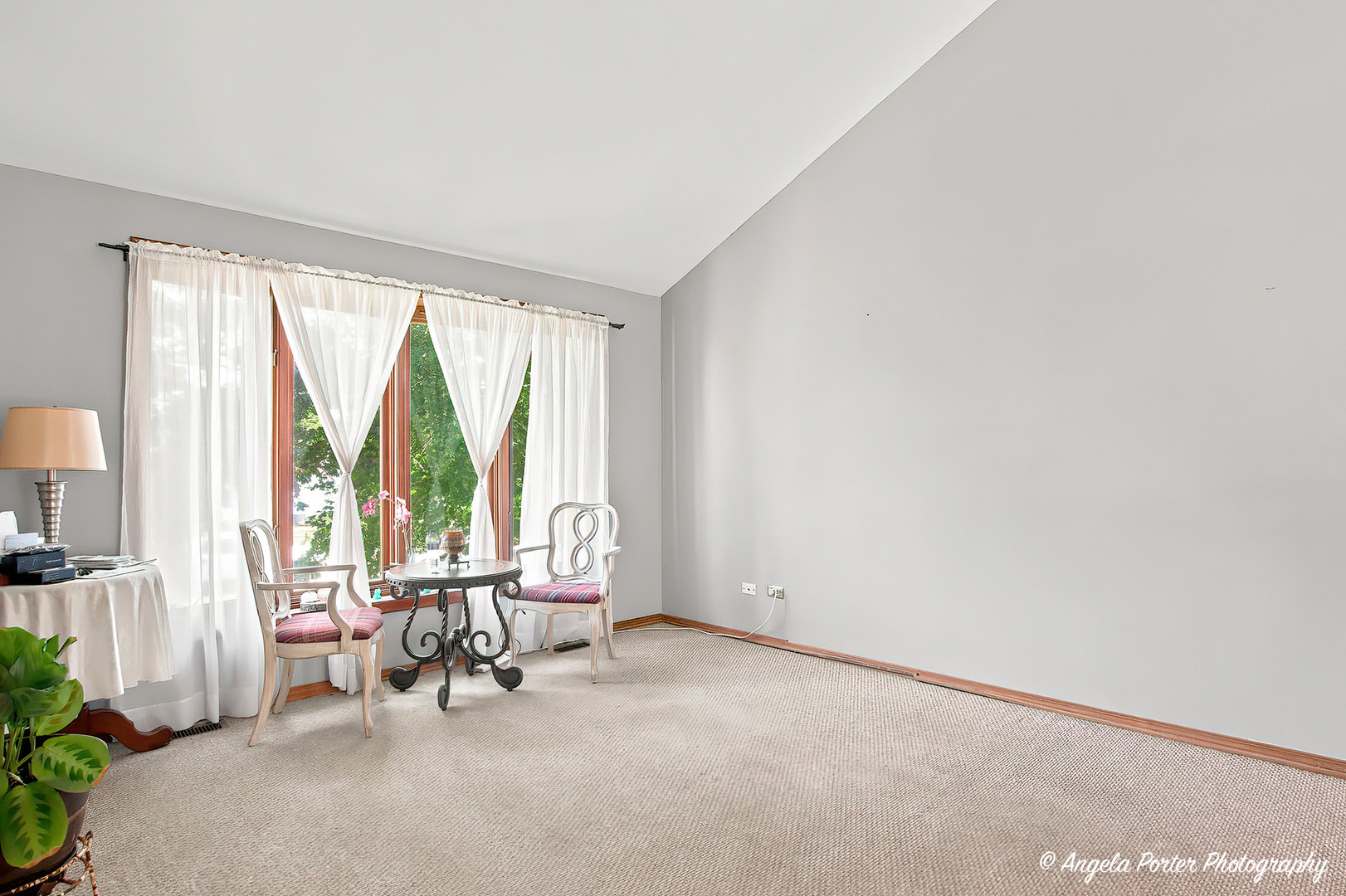 2494 FOREST VIEW Road