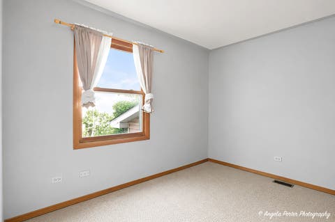 Tiny photo for 2494 FOREST VIEW Road, Lindenhurst, IL 60046 (MLS # 12691306)