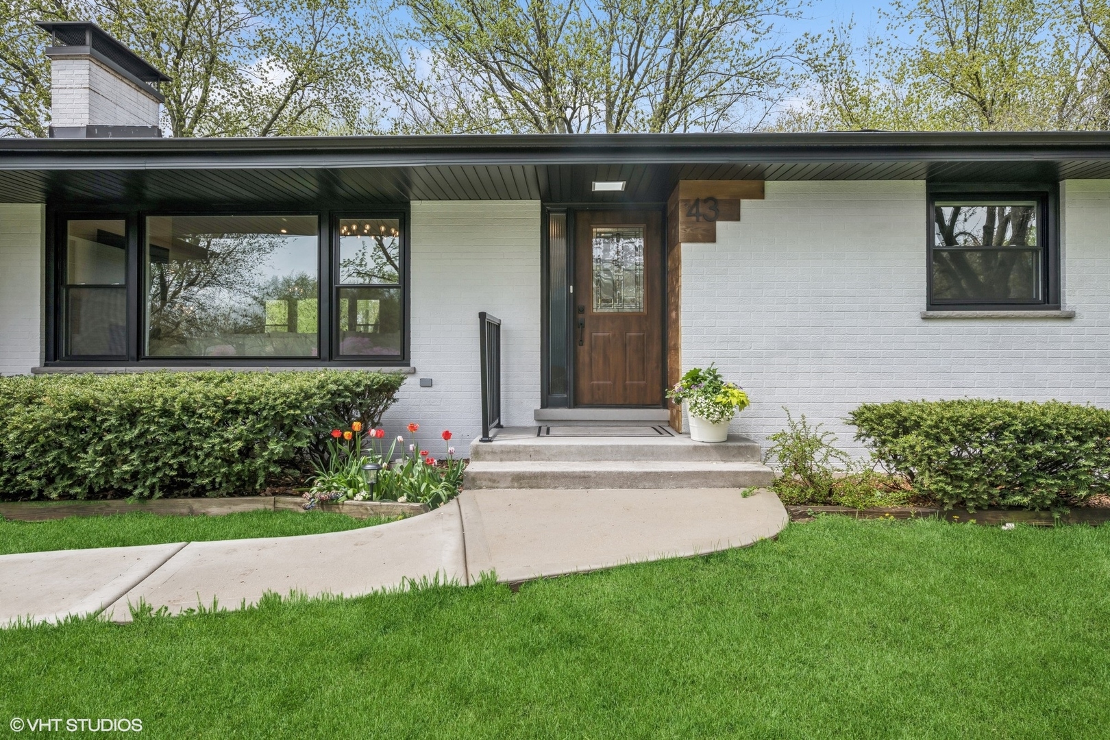 43 Lagoon Drive