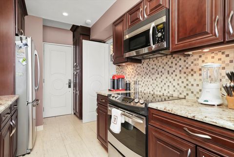 Tiny photo for 1300 N Lake Shore Drive #10B, Chicago, IL 60610 (MLS # 12414716)