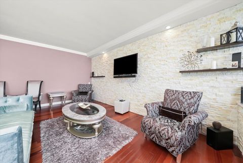 Tiny photo for 1300 N Lake Shore Drive #10B, Chicago, IL 60610 (MLS # 12414716)