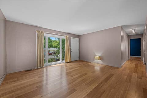Tiny photo for 1108 S 10th Avenue, St. Charles, IL 60174 (MLS # 12709635)
