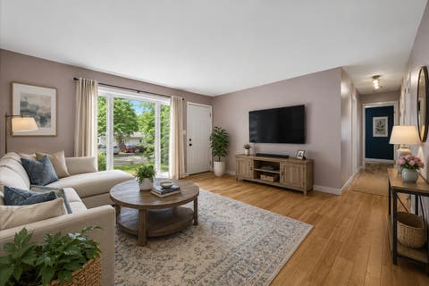 Tiny photo for 1108 S 10th Avenue, St. Charles, IL 60174 (MLS # 12709635)