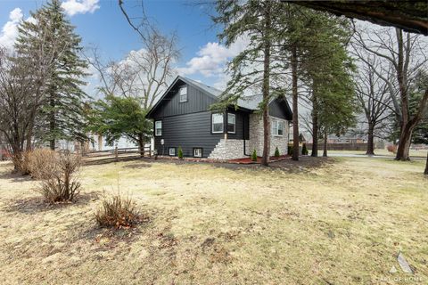 Tiny photo for 8459 S 85th Court, Hickory Hills, IL 60457 (MLS # 12591535)