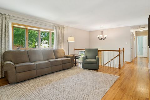 Tiny photo for 315 N Lytle Drive, Palatine, IL 60074 (MLS # 12484650)