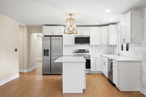 Tiny photo for 5505 Oakton Street, Morton Grove, IL 60053 (MLS # 12675027)