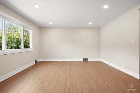 Tiny photo for 5505 Oakton Street, Morton Grove, IL 60053 (MLS # 12675027)