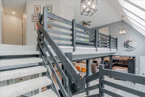 Tiny photo for 6 Kenfield Circle, Bloomington, IL 61704 (MLS # 12620032)