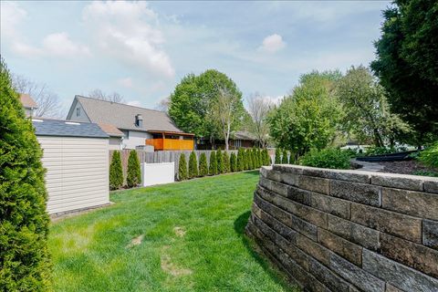 Tiny photo for 6 Kenfield Circle, Bloomington, IL 61704 (MLS # 12620032)