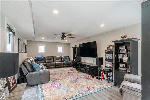 Tiny photo for 6 Kenfield Circle, Bloomington, IL 61704 (MLS # 12620032)