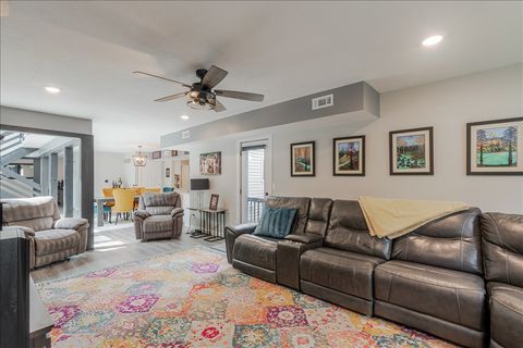 Tiny photo for 6 Kenfield Circle, Bloomington, IL 61704 (MLS # 12620032)