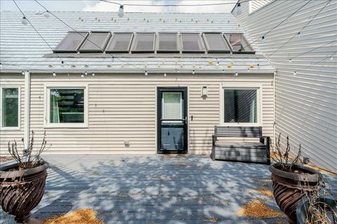 Tiny photo for 6 Kenfield Circle, Bloomington, IL 61704 (MLS # 12620032)