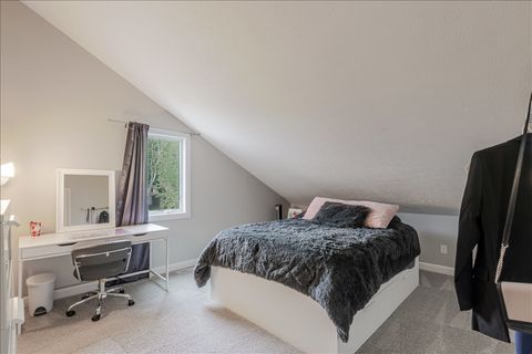 Tiny photo for 6 Kenfield Circle, Bloomington, IL 61704 (MLS # 12620032)