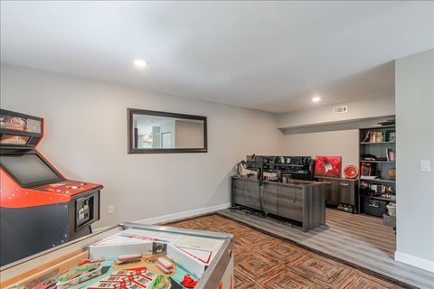 Tiny photo for 6 Kenfield Circle, Bloomington, IL 61704 (MLS # 12620032)