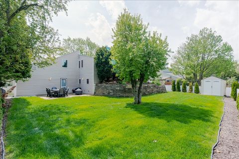 Tiny photo for 6 Kenfield Circle, Bloomington, IL 61704 (MLS # 12620032)