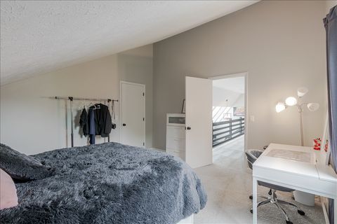 Tiny photo for 6 Kenfield Circle, Bloomington, IL 61704 (MLS # 12620032)