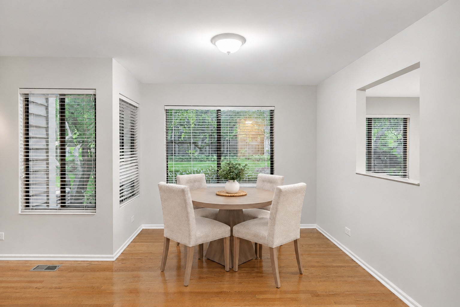 488 White Oak Lane
