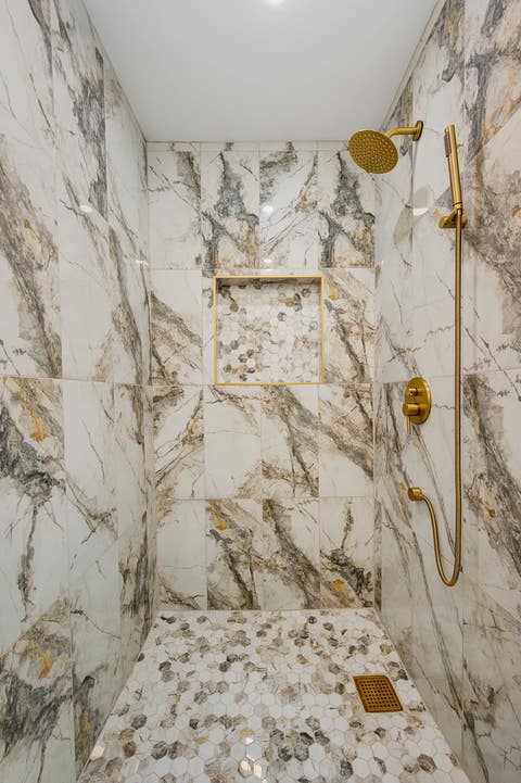 Tiny photo for 4852 W MELROSE Street, Chicago, IL 60641 (MLS # 12726489)
