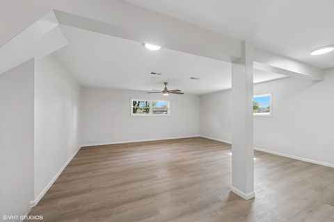 Tiny photo for 30 Crescent Drive, Glenview, IL 60025 (MLS # 12580551)