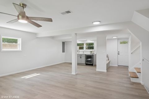 Tiny photo for 30 Crescent Drive, Glenview, IL 60025 (MLS # 12580551)