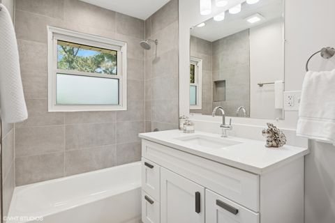 Tiny photo for 30 Crescent Drive, Glenview, IL 60025 (MLS # 12580551)