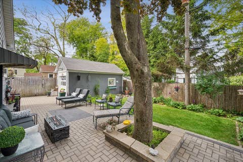 Tiny photo for 829 Saint Johns Avenue, Highland Park, IL 60035 (MLS # 12651185)