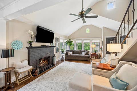 Tiny photo for 829 Saint Johns Avenue, Highland Park, IL 60035 (MLS # 12651185)