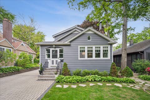Photo of 829 Saint Johns Avenue, Highland Park, IL 60035 (MLS # 12651185)