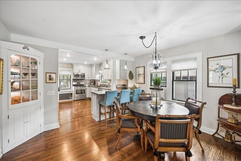 Tiny photo for 829 Saint Johns Avenue, Highland Park, IL 60035 (MLS # 12651185)