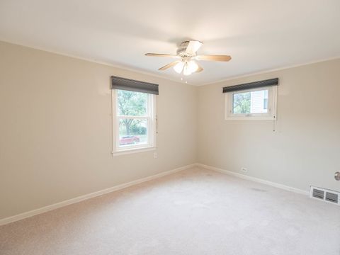 Tiny photo for 465 S Elizabeth Street, Lombard, IL 60148 (MLS # 12475541)