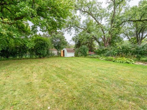 Tiny photo for 465 S Elizabeth Street, Lombard, IL 60148 (MLS # 12475541)