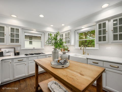 Tiny photo for 789 N Park Boulevard, Glen Ellyn, IL 60137 (MLS # 12753242)