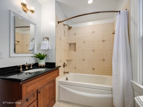 Tiny photo for 789 N Park Boulevard, Glen Ellyn, IL 60137 (MLS # 12753242)