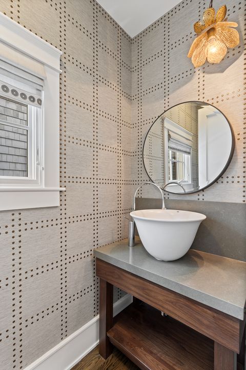 Tiny photo for 4427 N Hermitage Avenue, Chicago, IL 60640 (MLS # 12589776)