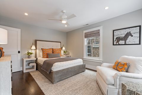 Tiny photo for 4427 N Hermitage Avenue, Chicago, IL 60640 (MLS # 12589776)