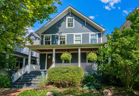 4427 N Hermitage Avenue Chicago IL 60640