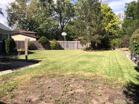 Tiny photo for 625 S Yale Avenue, Addison, IL 60101 (MLS # 12494759)