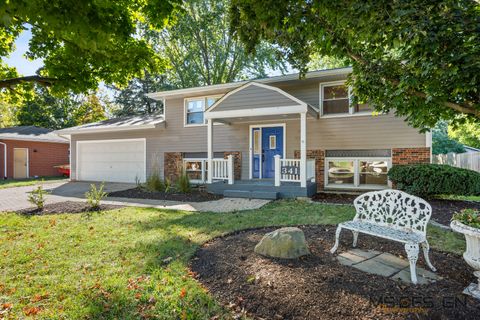 341 N View Street Hinckley IL 60520