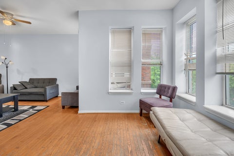 Tiny photo for 6706 S Ridgeland Avenue #3C, Chicago, IL 60649 (MLS # 12686904)