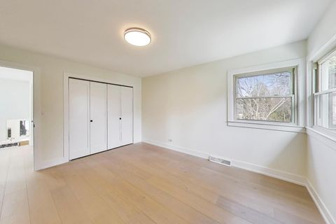 Tiny photo for 909 S Waverly Place, Mount Prospect, IL 60056 (MLS # 12587324)