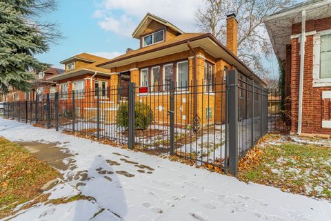 Tiny photo for 7715 S Oglesby Avenue, Chicago, IL 60649 (MLS # 12518133)