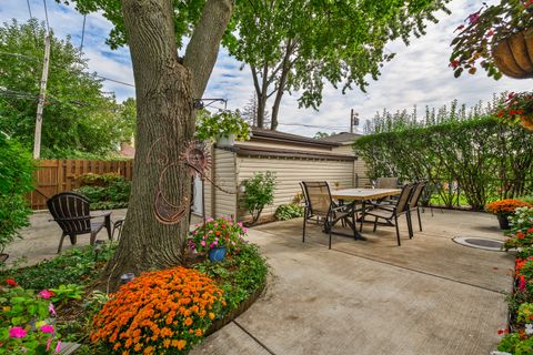 Tiny photo for 6747 N Odell Avenue, Chicago, IL 60631 (MLS # 12520695)
