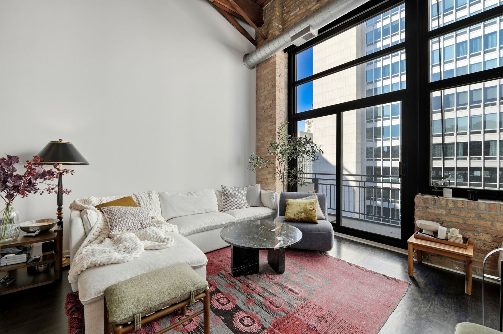 525 W Superior Street 623