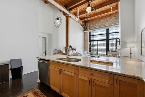 Tiny photo for 525 W Superior Street #623, Chicago, IL 60654 (MLS # 12582601)