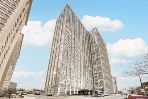 Tiny photo for 655 W IRVING PARK Road #5315, Chicago, IL 60613 (MLS # 12590028)