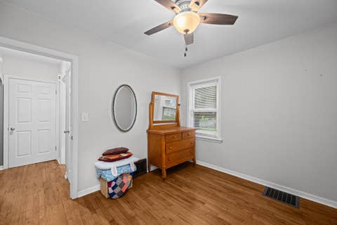 Tiny photo for 2404 MYRTLE Street, Davenport, IA 52804 (MLS # 12679202)