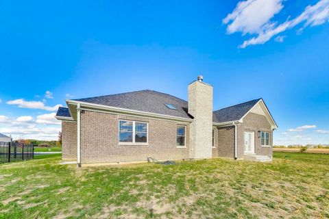 Tiny photo for 5508 Legend Drive, Yorkville, IL 60560 (MLS # 12560446)