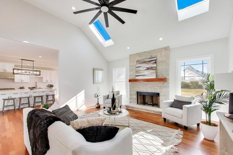 Tiny photo for 5508 Legend Drive, Yorkville, IL 60560 (MLS # 12560446)